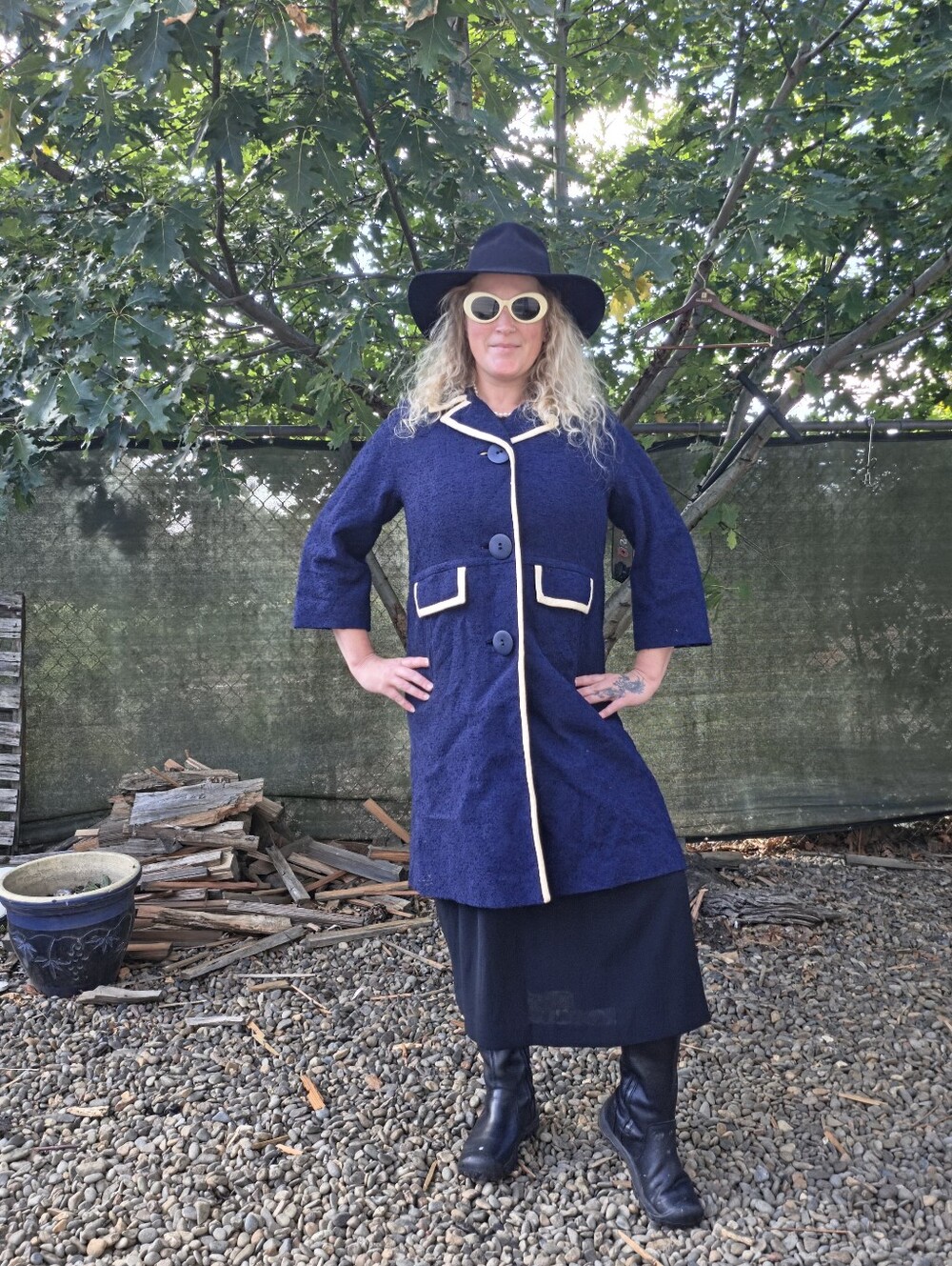 Vtg 60s Navy Bouclé Wool Car Coat White Trim MOD Space Age Courrèges-Inspired